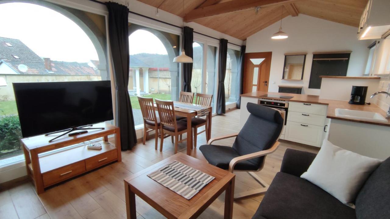 Haus Toskana, Kleines Ferienhaus Im Toskanagarten Bad Sulza Exteriör bild