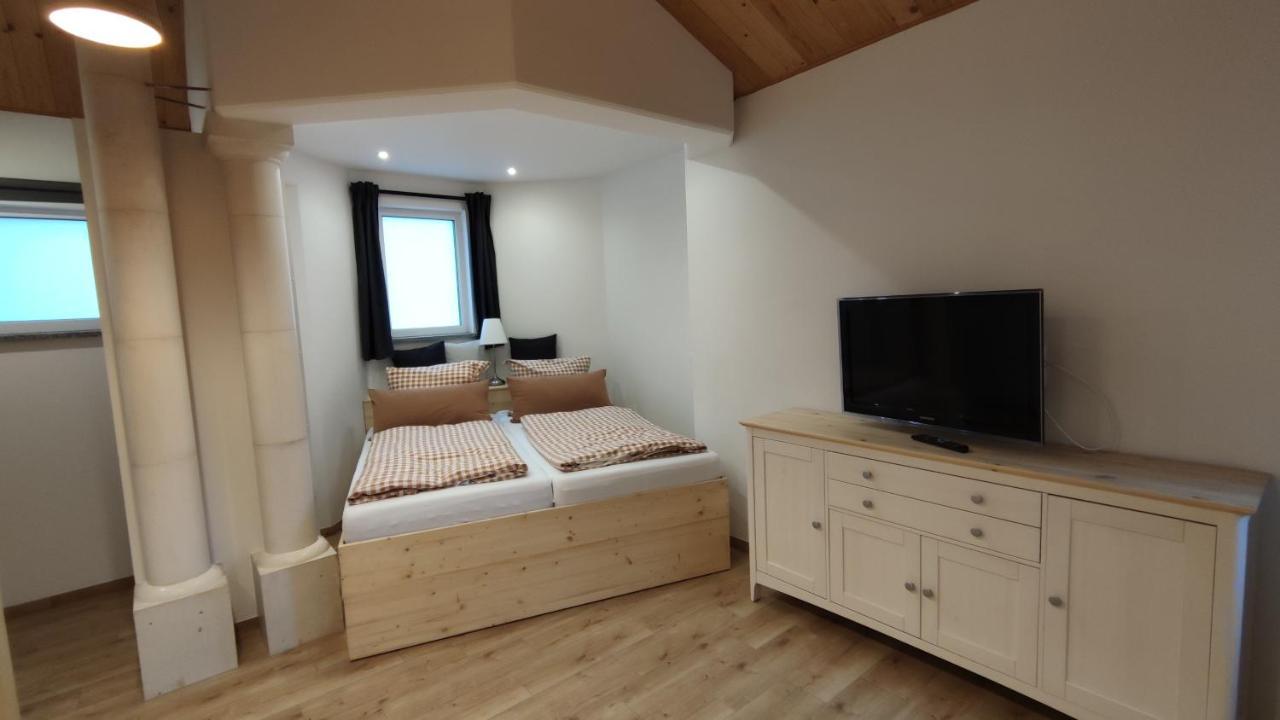 Haus Toskana, Kleines Ferienhaus Im Toskanagarten Bad Sulza Exteriör bild